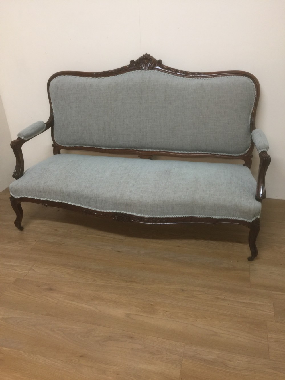 Nineteenth century carved rosewood Sofa on cabriole legs 