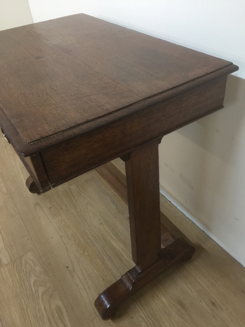 Nineteenth century golden oak sidetable -single drawer View IV