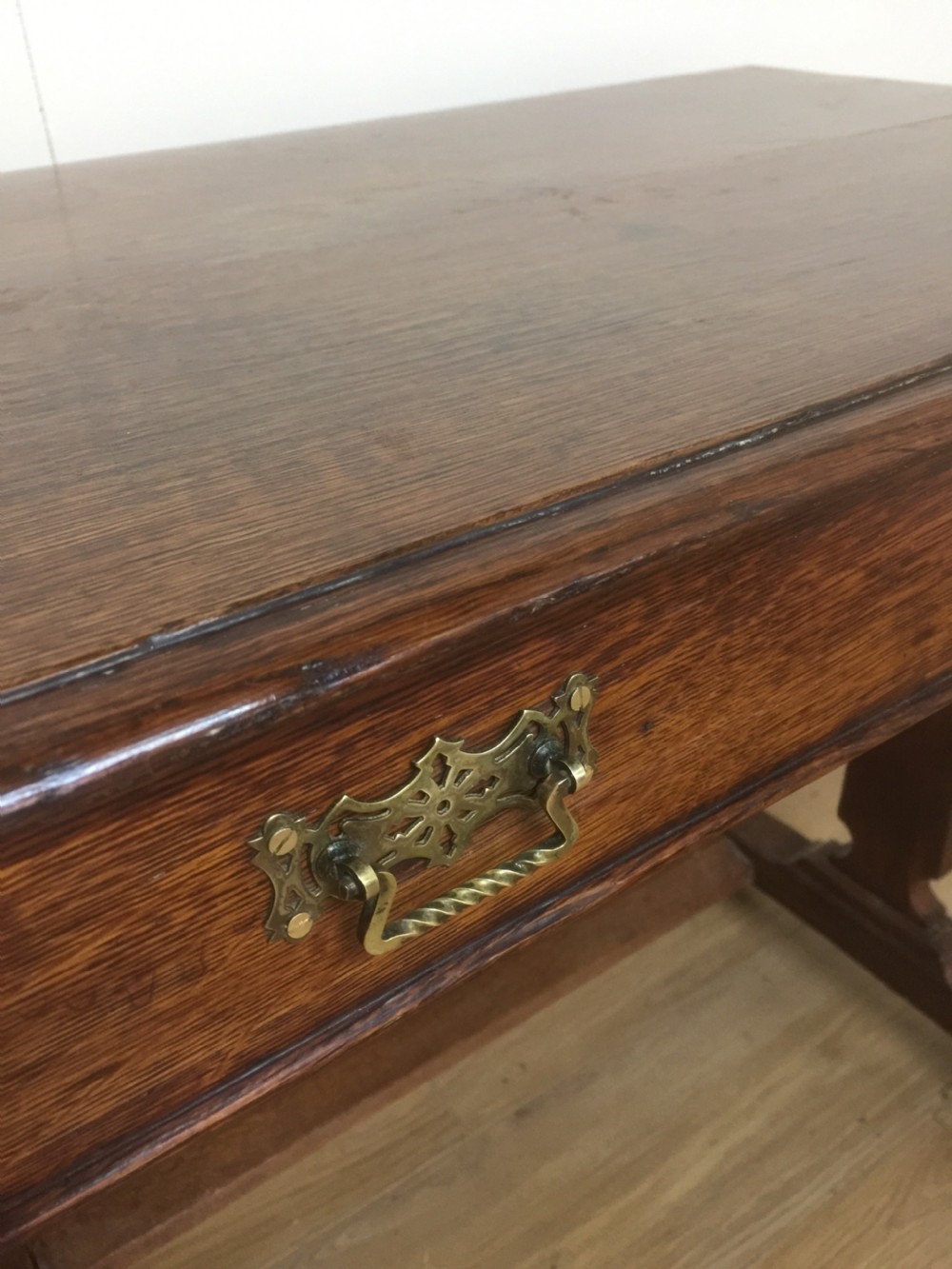Nineteenth century golden oak sidetable -single drawer View VIII