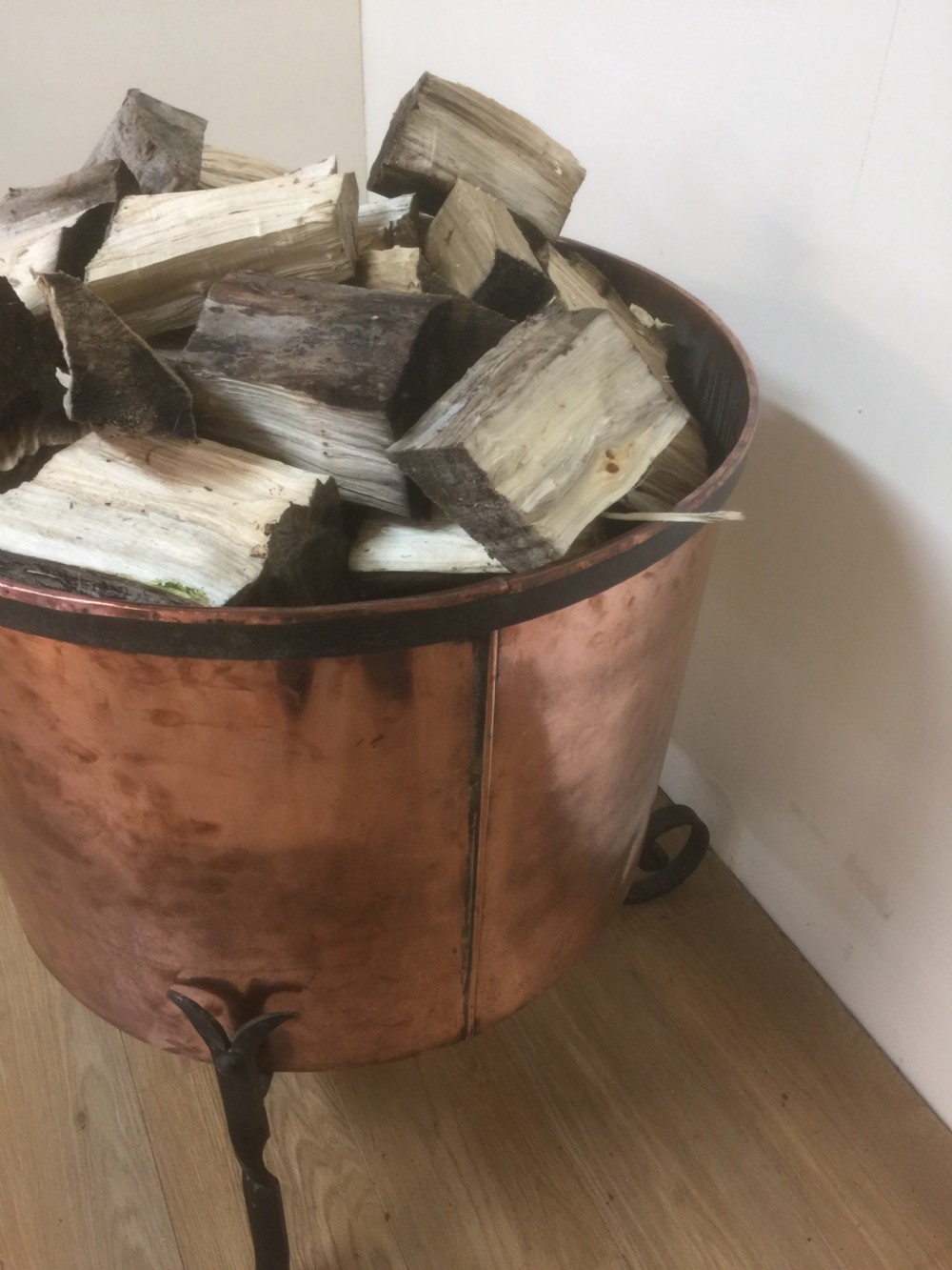 Large nineteenth century country house copper log bin View V