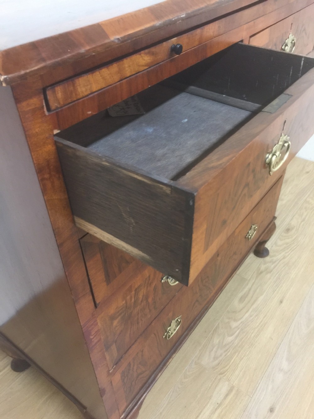 Nineteenth century crossbanded walnut chest of drawers with a dressing slide  View VIII