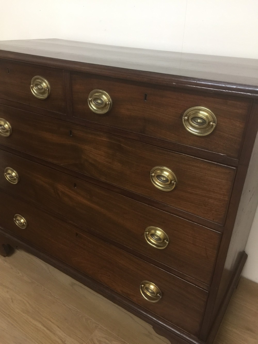 Georgian Mahogany chest of drawers circa 1780  View II