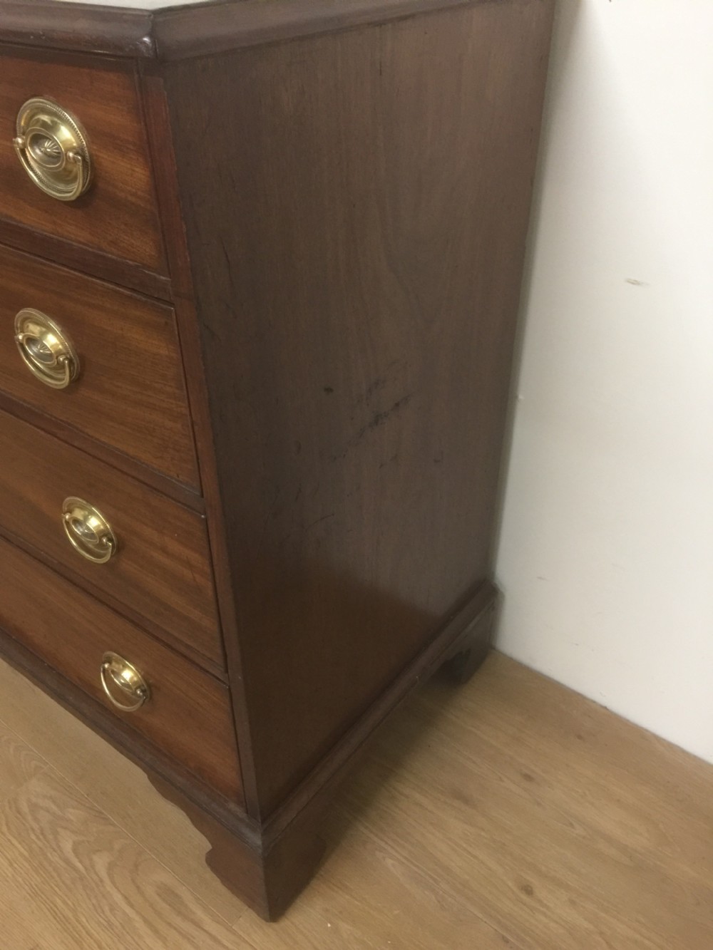 Georgian Mahogany chest of drawers circa 1780  View IV