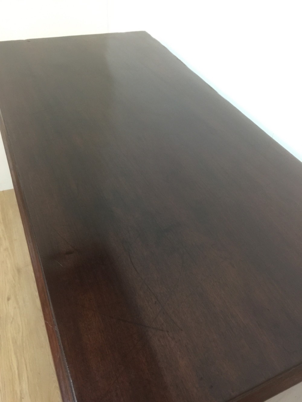 Georgian Mahogany chest of drawers circa 1780  View V