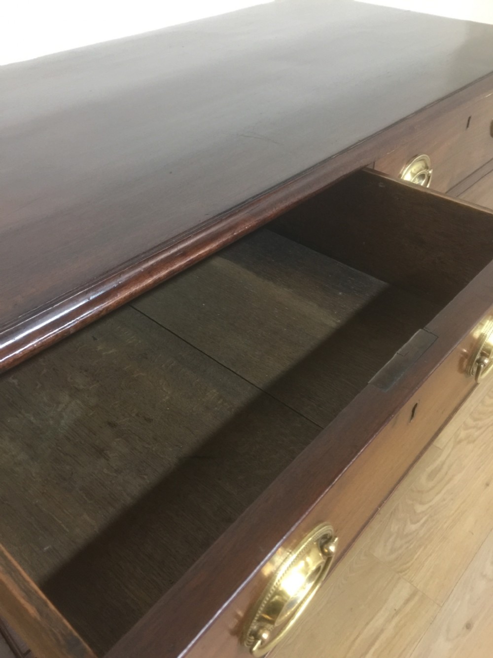Georgian Mahogany chest of drawers circa 1780  View IX