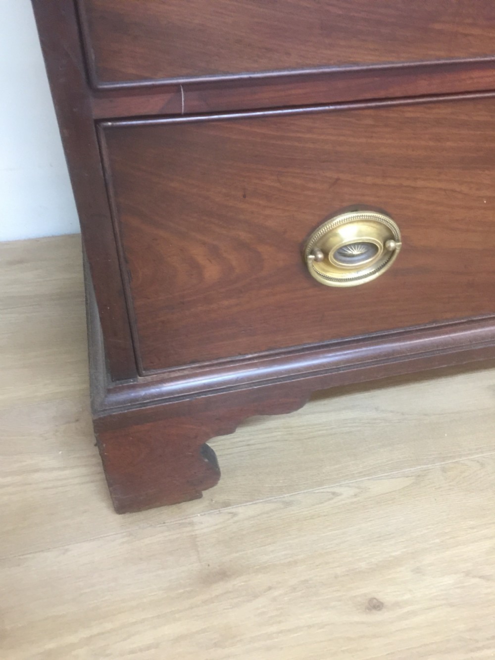 Georgian Mahogany chest of drawers circa 1780  View XV