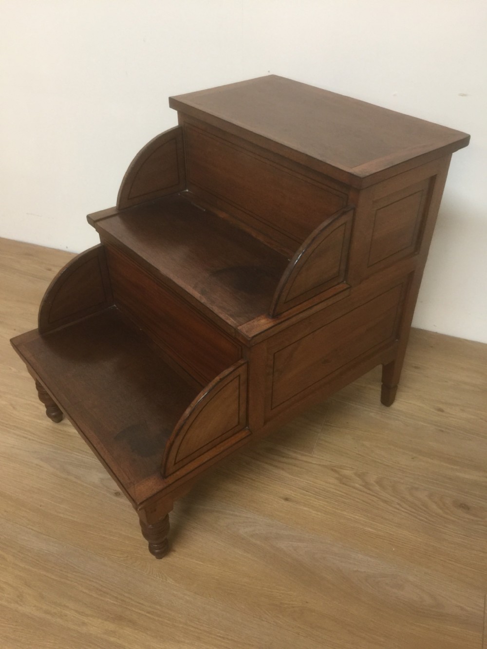 Late Georgian Mahogany library steps 