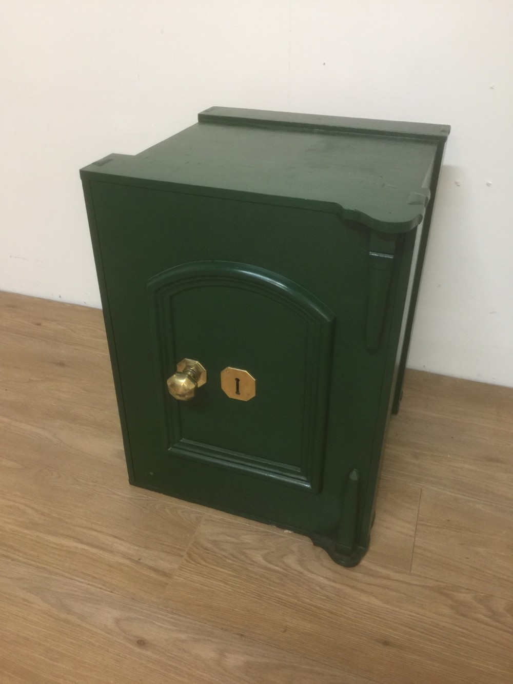 Edwardian safe fully restored two keys 