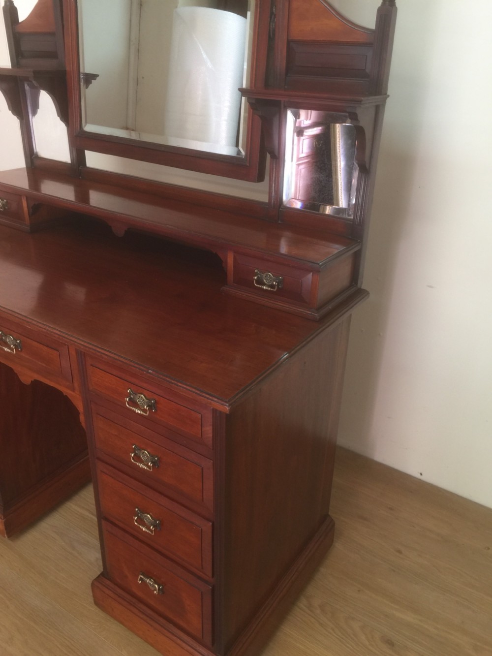 Victorian Mahogany dressing chest  View XV