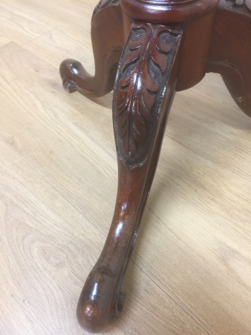 Nineteenth century circular Mahogany wine table on a carved base View VI