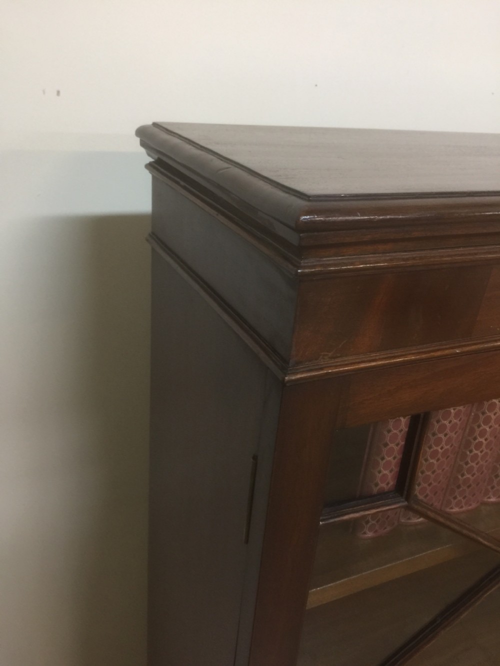 Edwardian mahogany astragal glazed three door bookcase  View XI