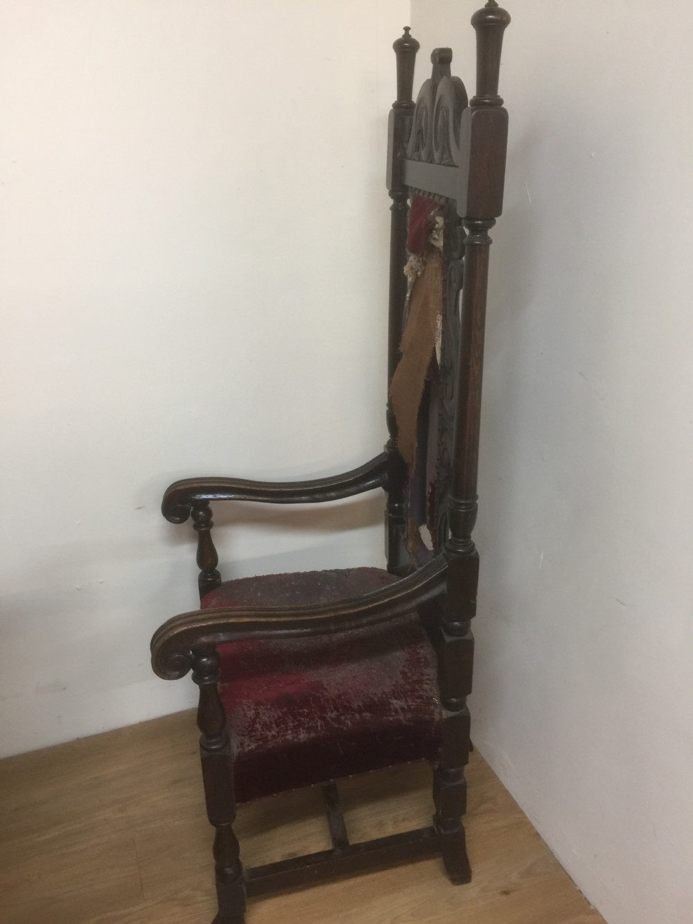 Victorian tall stylised oak hall chair. For restoration View V