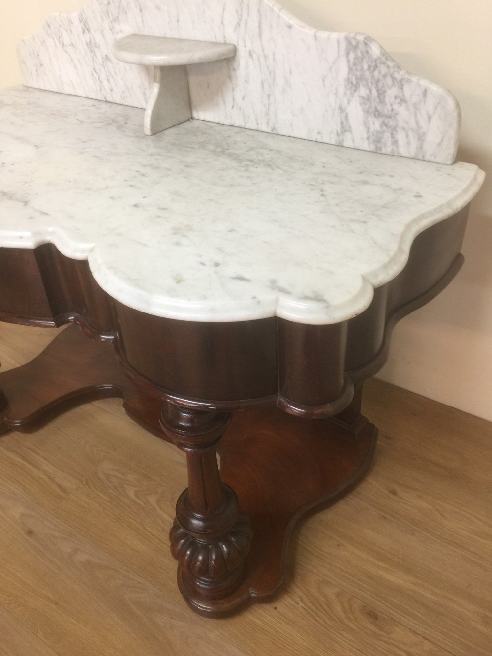 Victorian marble topped mahogany washstand  View VI