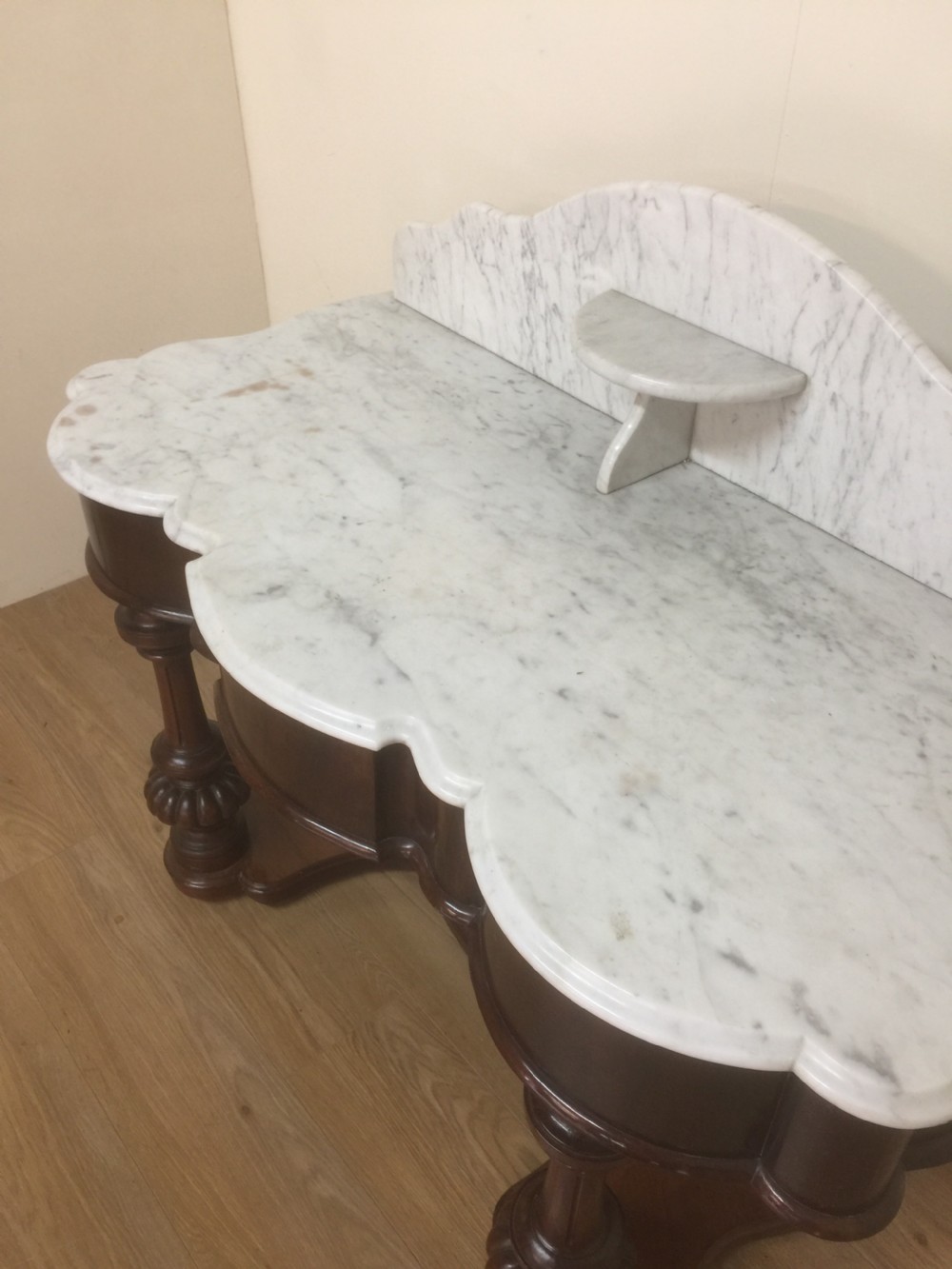 Victorian marble topped mahogany washstand  View VIII