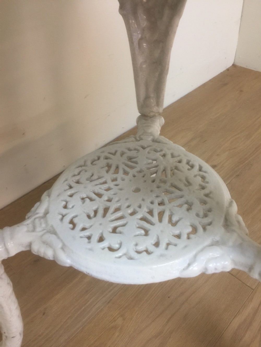 Victorian cast iron pub table with mahogany top View VII