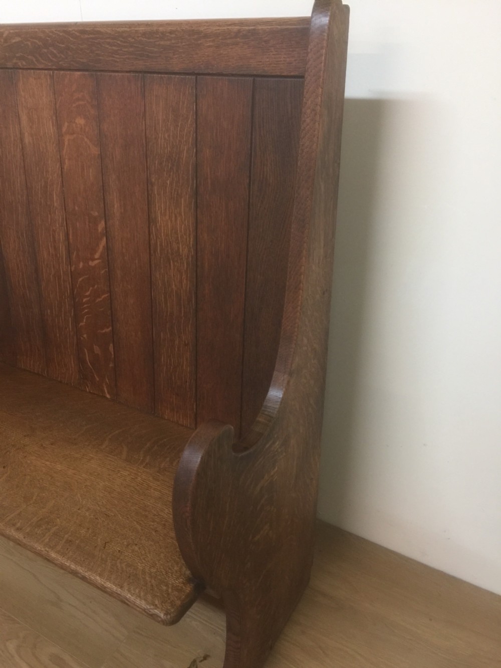 Arts and Crafts small golden oak settle View III