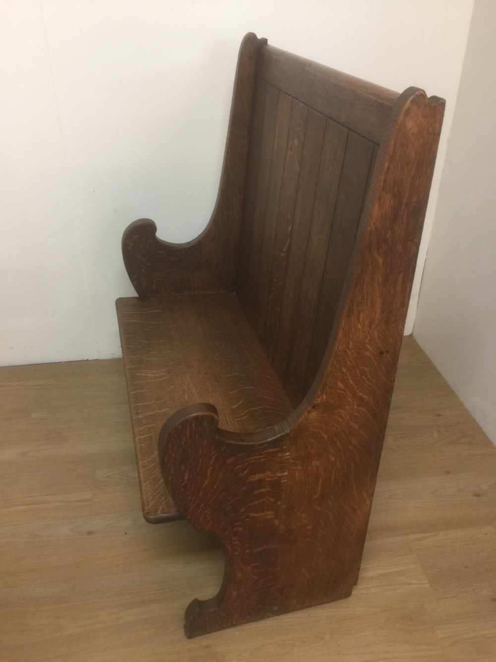 Arts and Crafts small golden oak settle View V