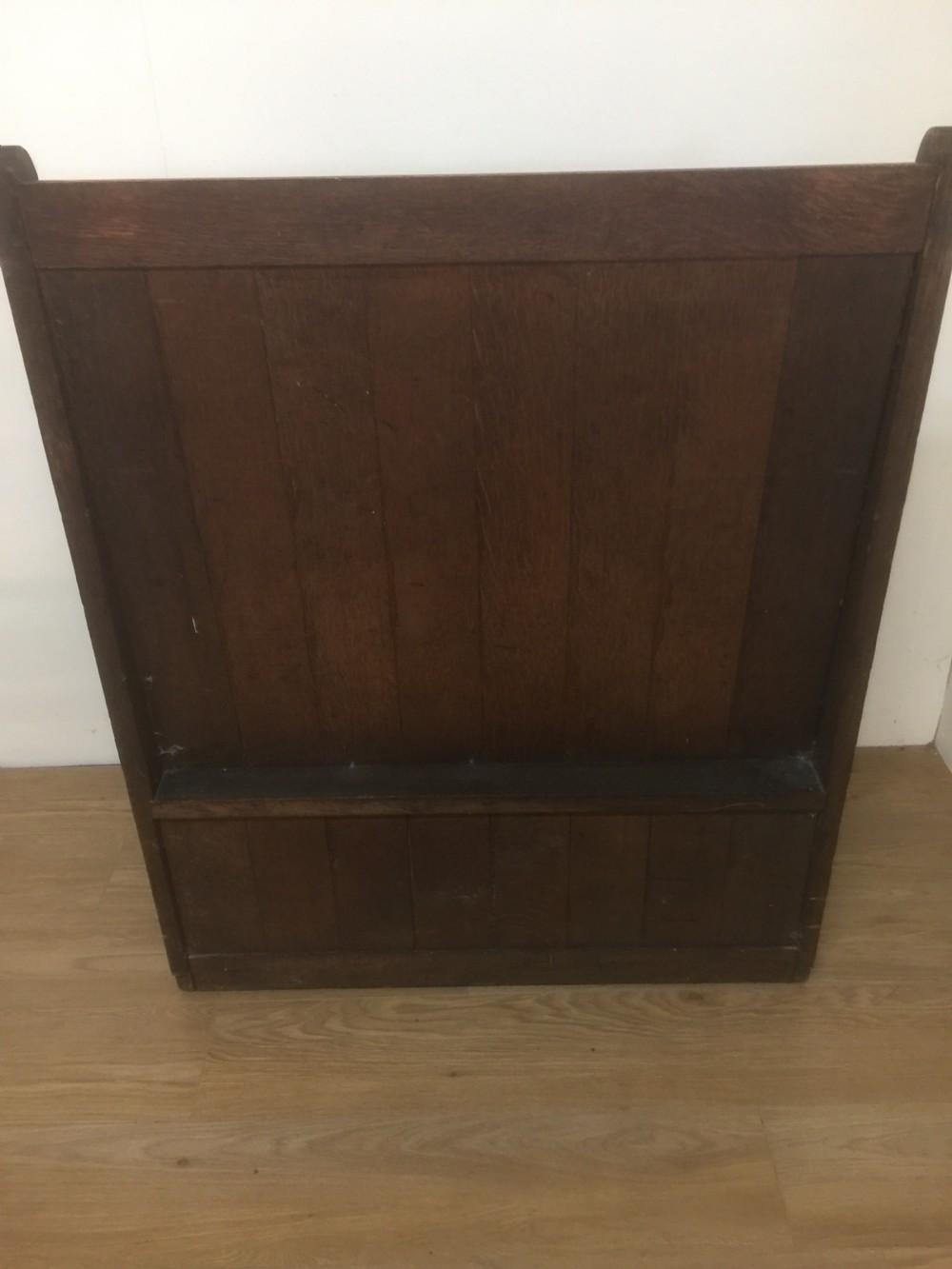 Arts and Crafts small golden oak settle View VII