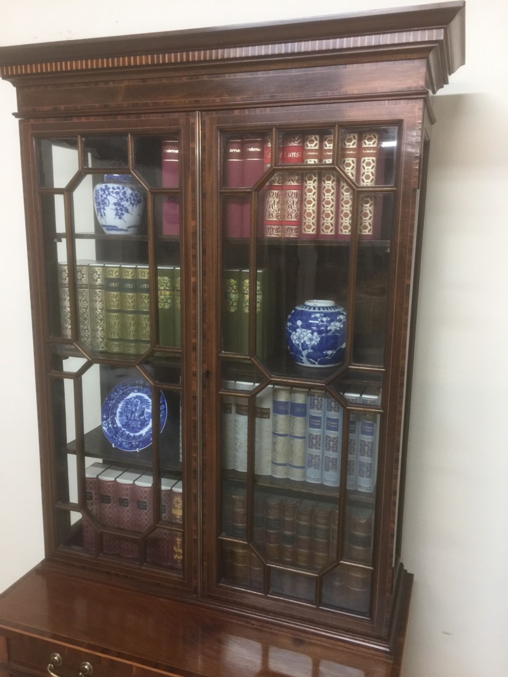 Edwardian Sheraton revival inlaid mahogany Bookcase Over Cupboard by Jewell of London  View III