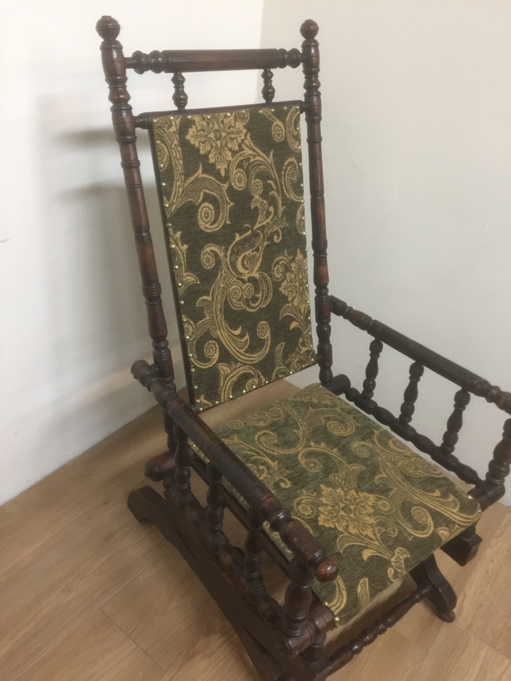 Nineteenth century American rocking chair View III