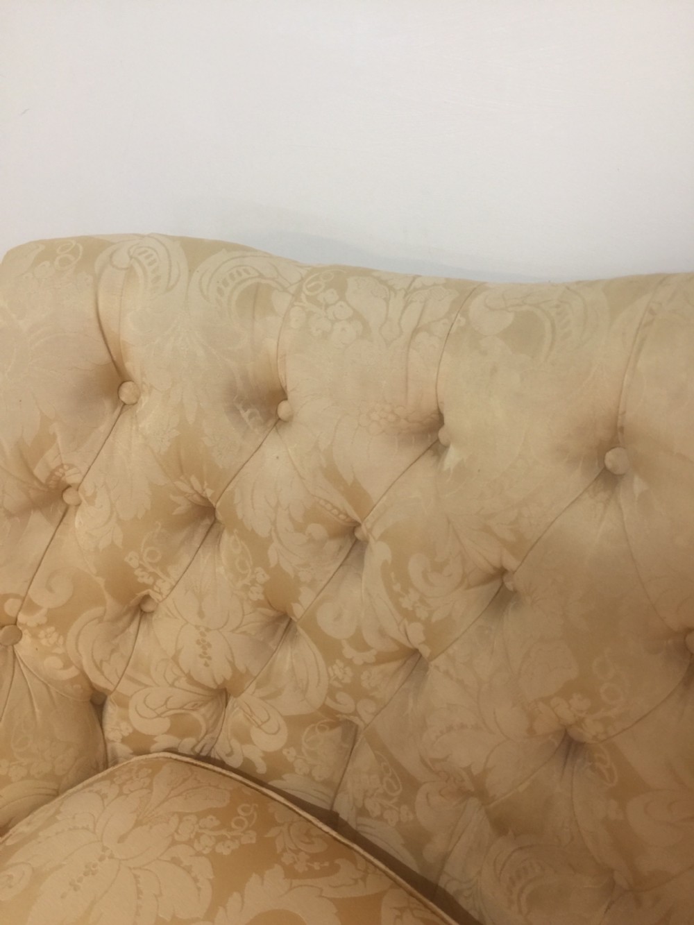 Country house Buttoned Sofa with mahogany frame  View IX