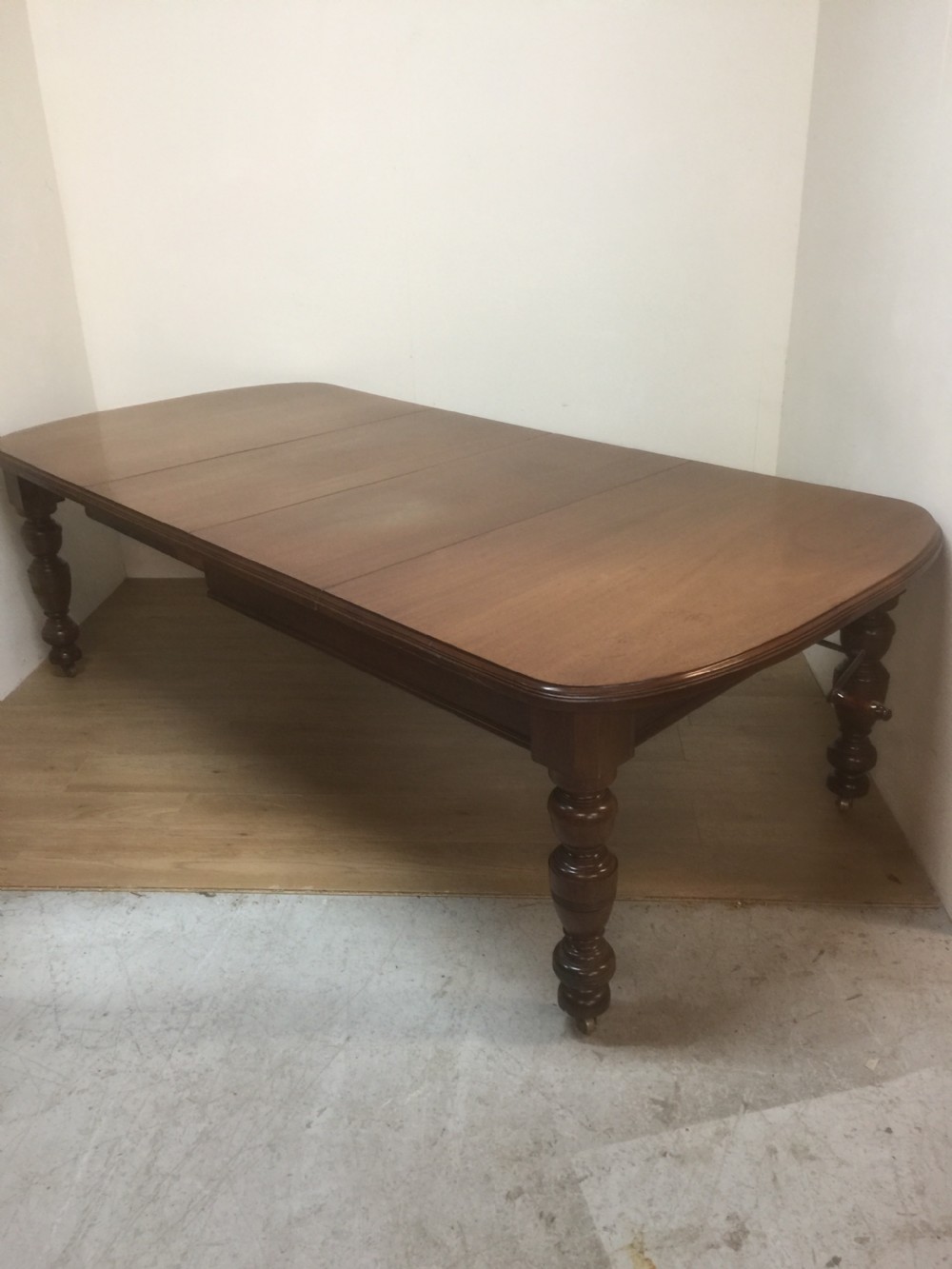 Victorian ten Seater walnut Wind out Dining Table 