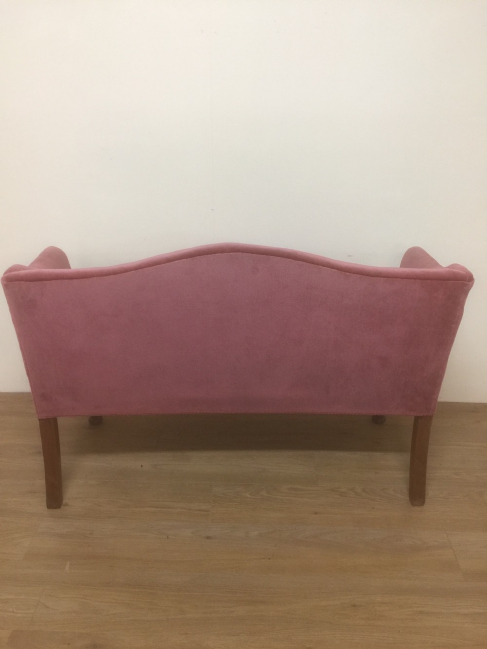 Small early Victorian sofa on turned mahogany legs  View V