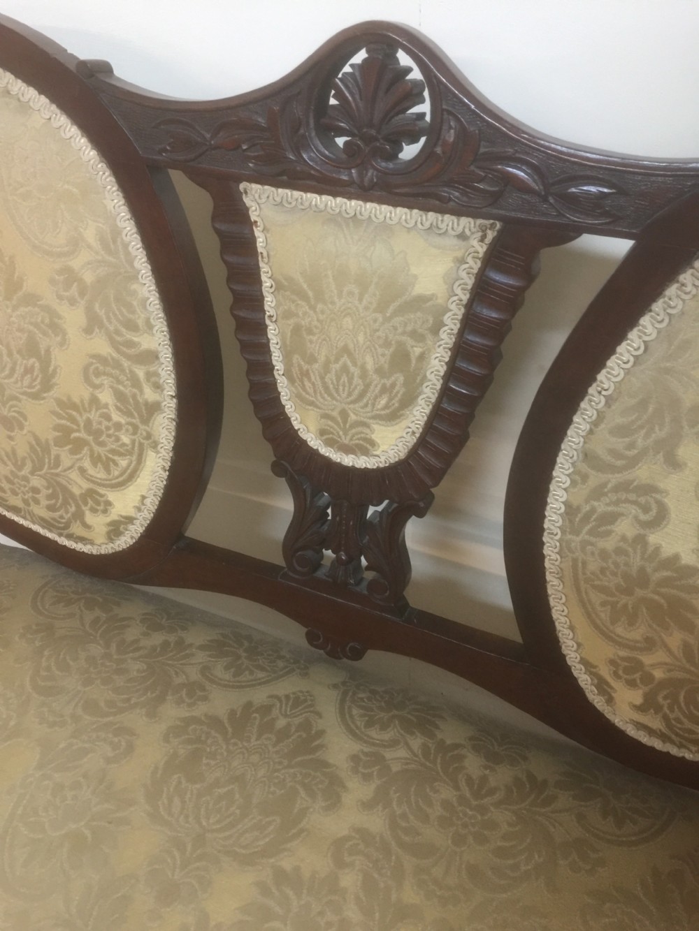 Victorian carved mahogany settee circa 1880 View IV