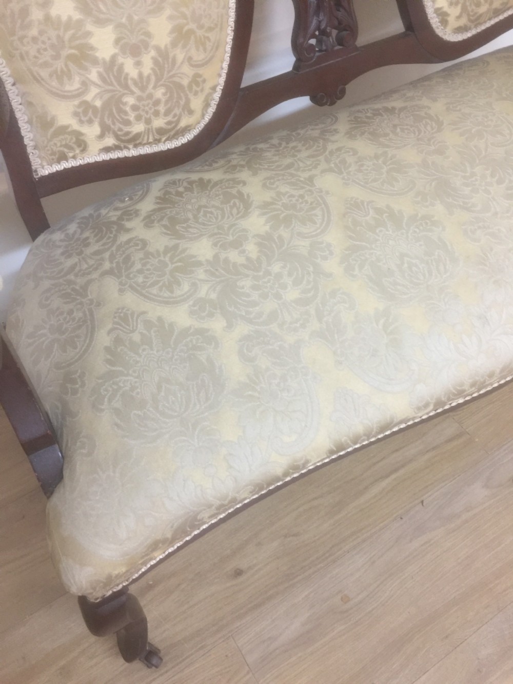 Victorian carved mahogany settee circa 1880 View V