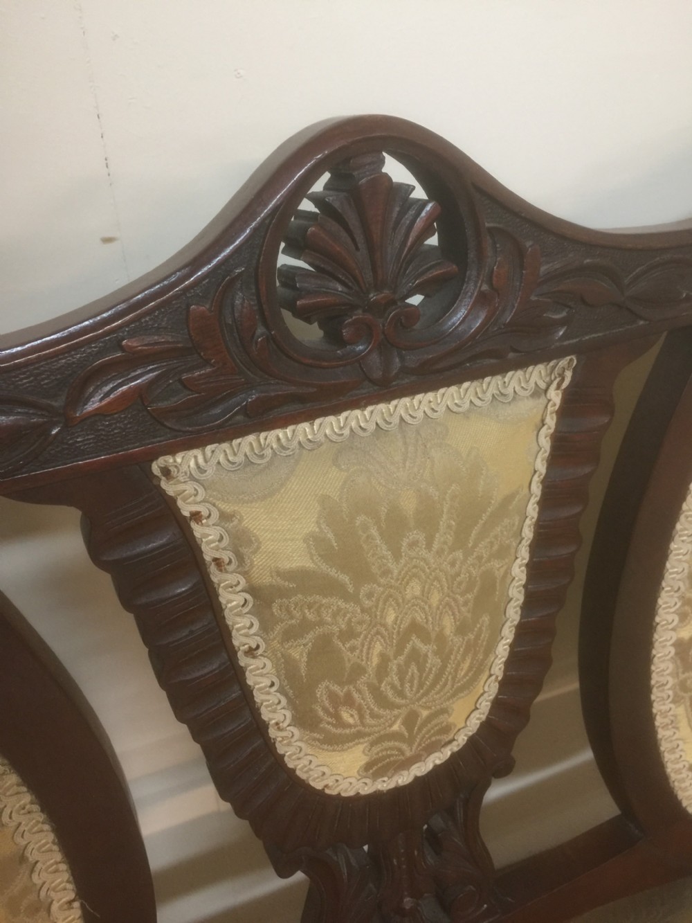Victorian carved mahogany settee circa 1880 View IX