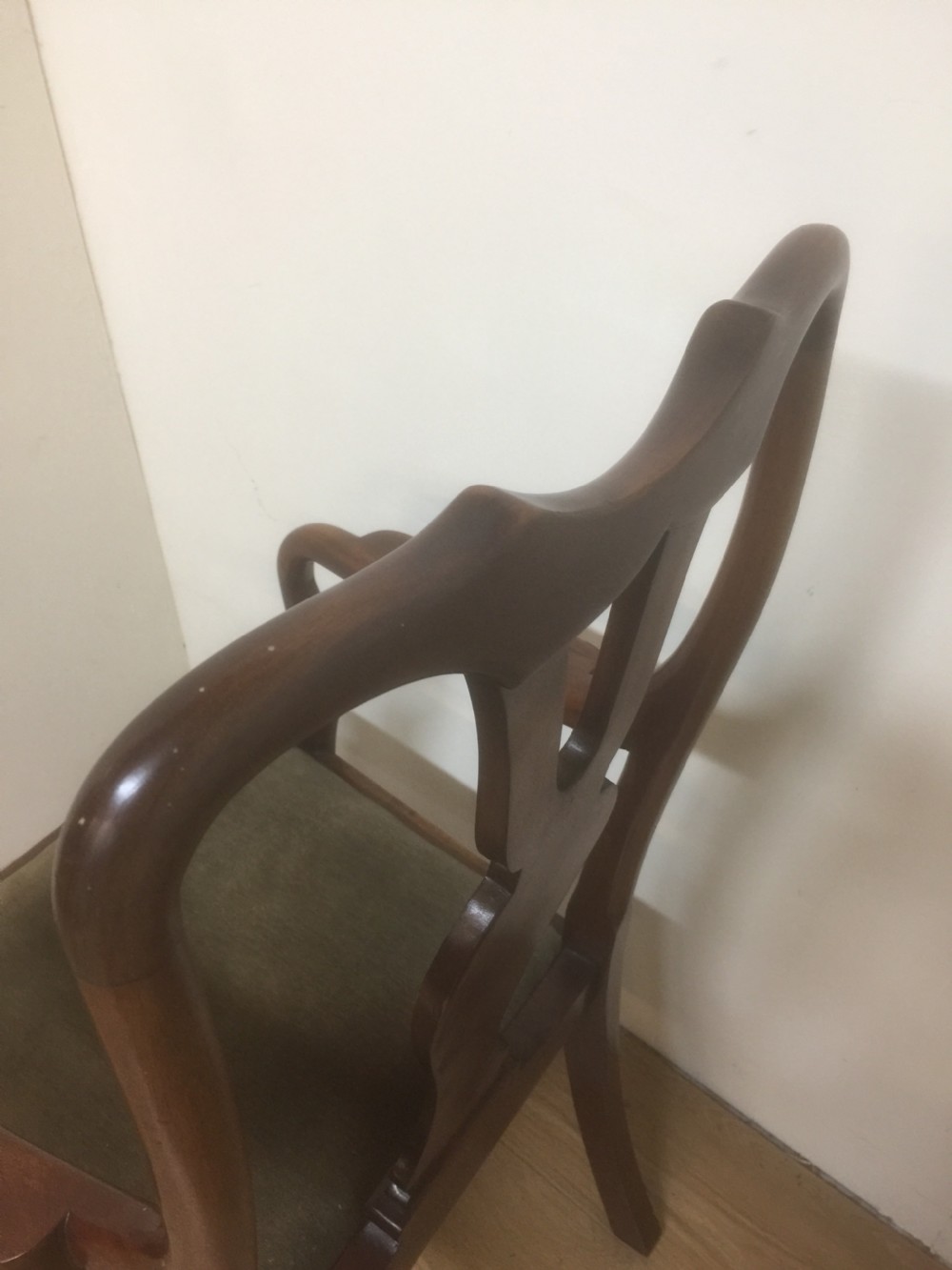 Pair Of Edwardian Queen Anne style mahogany carver chairs View VII