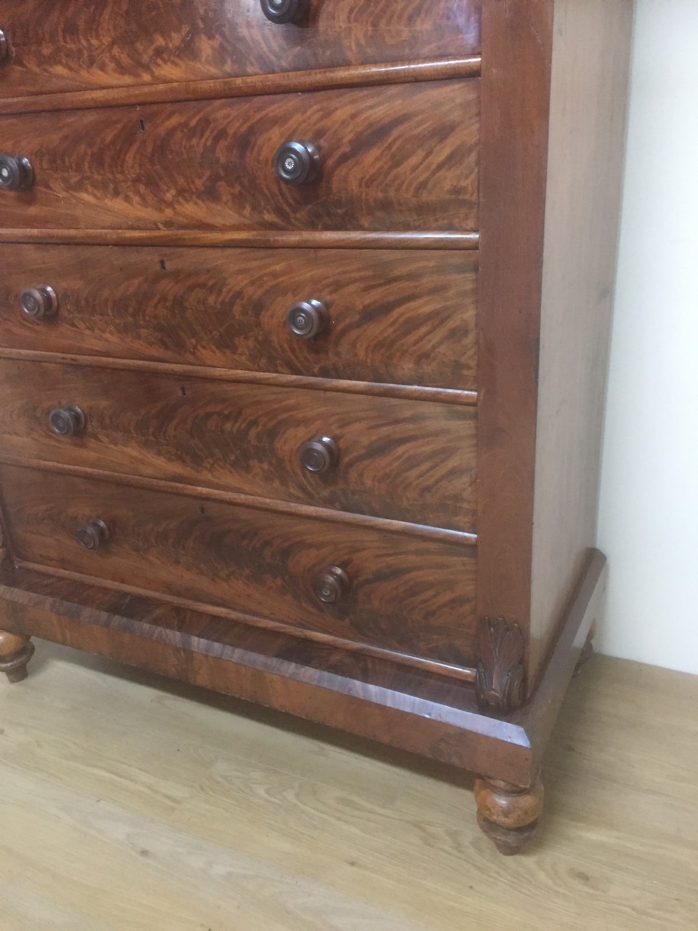 Impressive flame mahogany Scottish Chest Of Drawers  View II