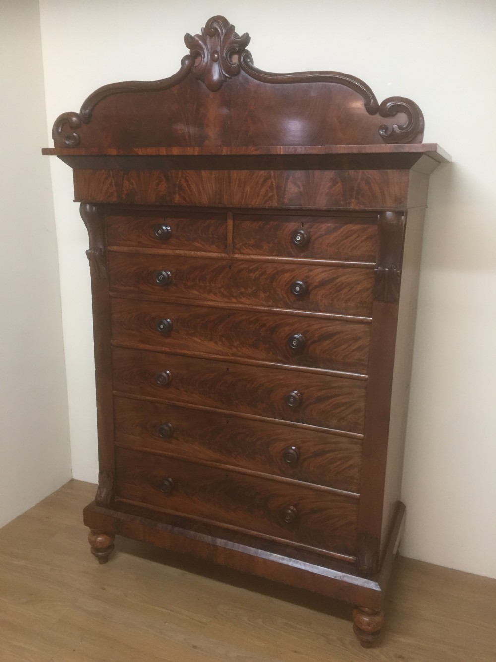 Impressive flame mahogany Scottish Chest Of Drawers 