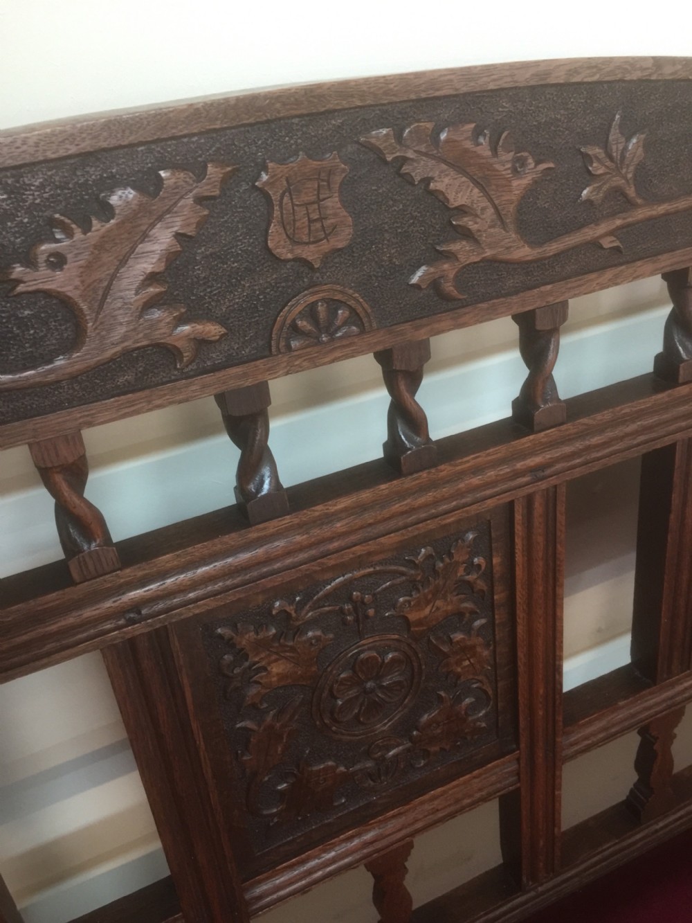 Victorian carved and turned oak settee 1910 View III