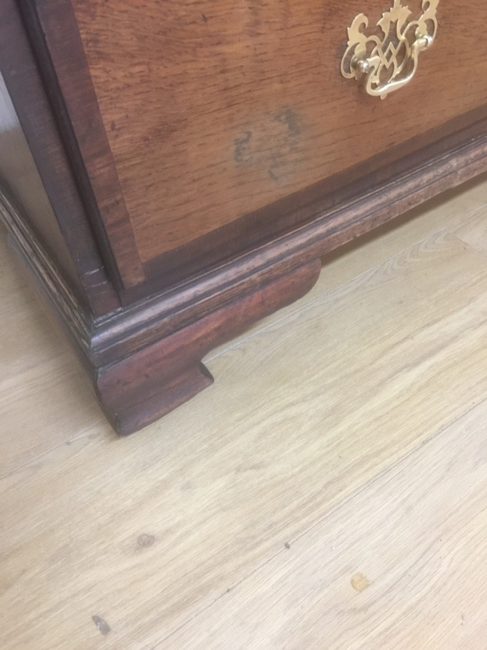 Georgian golden oak and crossbanded mahogany Chest Of Drawers.  View IX