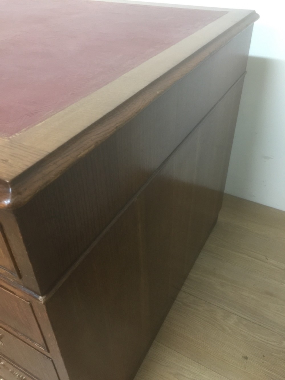 Oak twin Pedestal desk by Catesby London circa 1920 View IX