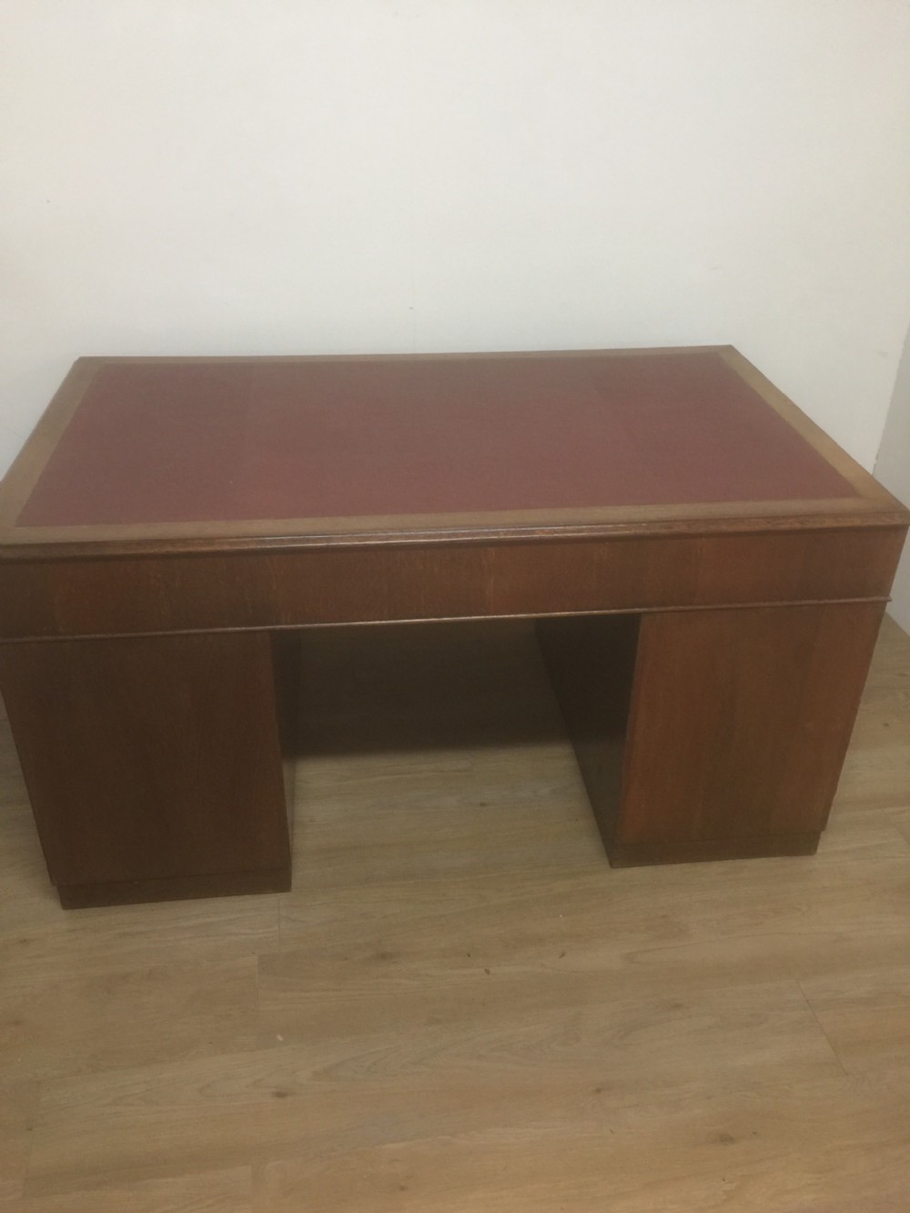 Oak twin Pedestal desk by Catesby London circa 1920 View XI