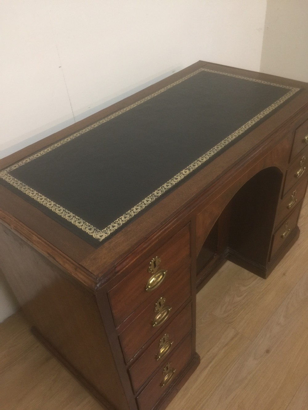 Georgian Mahogany Desk with inset leather top View IX