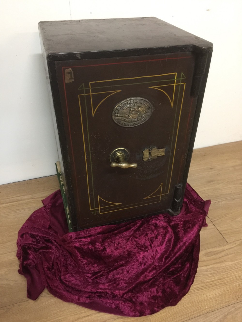 Edwardian Withers and Co safe with full set of keys 