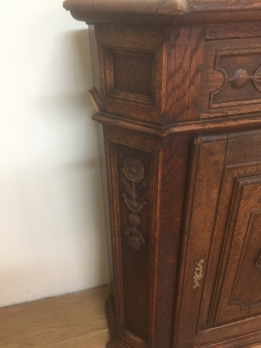 Nineteenth century carved oak cabinet  View III