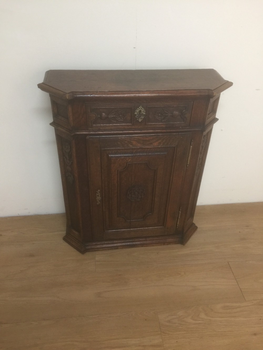 Nineteenth century carved oak cabinet  View X