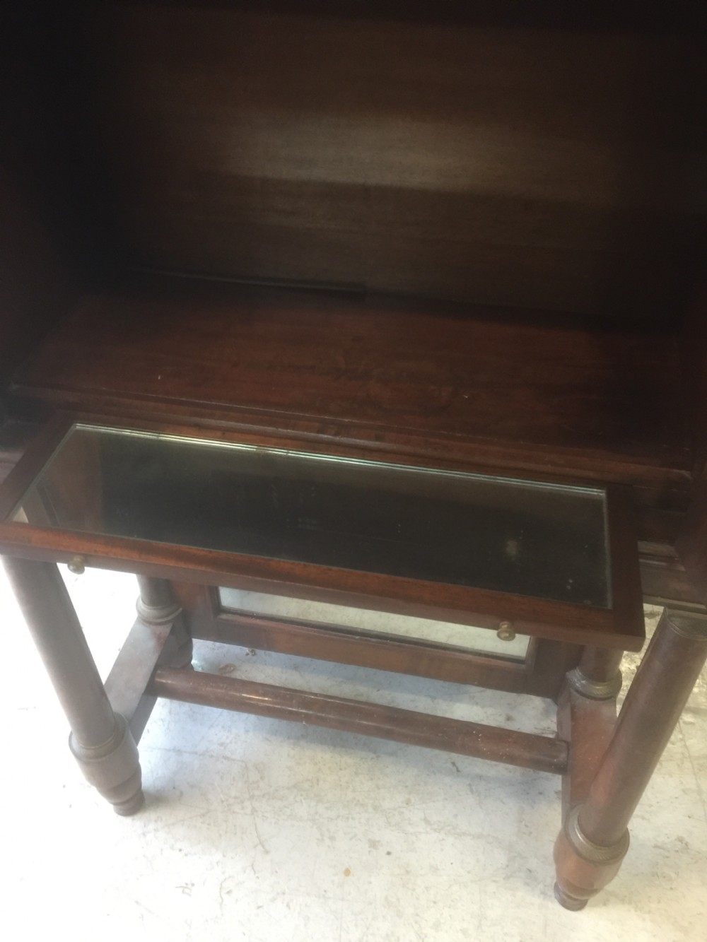 Nineteenth century French empire mahogany cabinet View VI