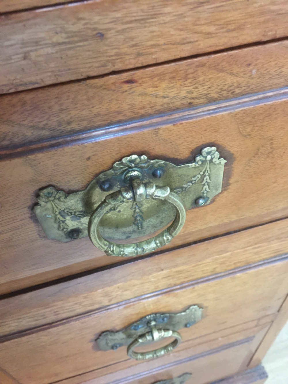 Nineteenth century walnut twin Pedestal desk  View IV