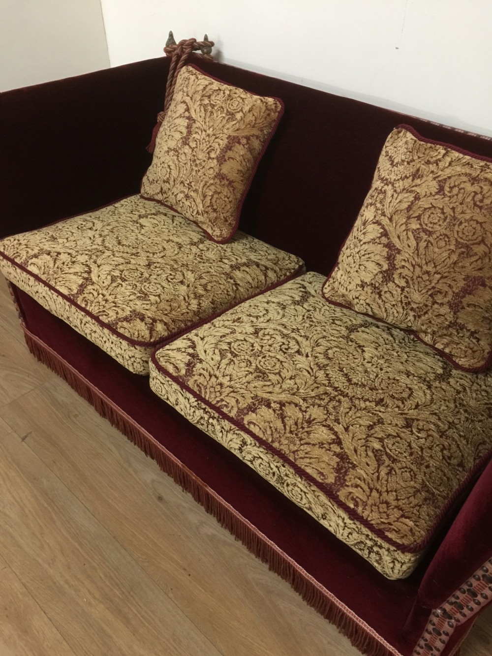 Superb quality Knole Sofa  circa 1920 View IV