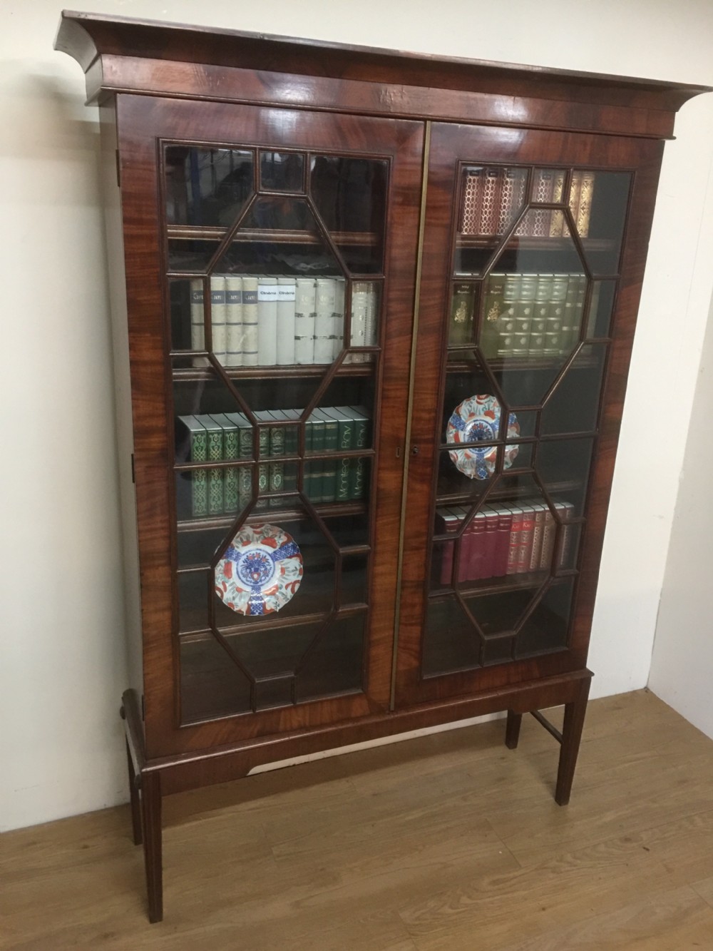 Georgian Mahogany astragal glazed bookcase on stand circa 1790 View VI