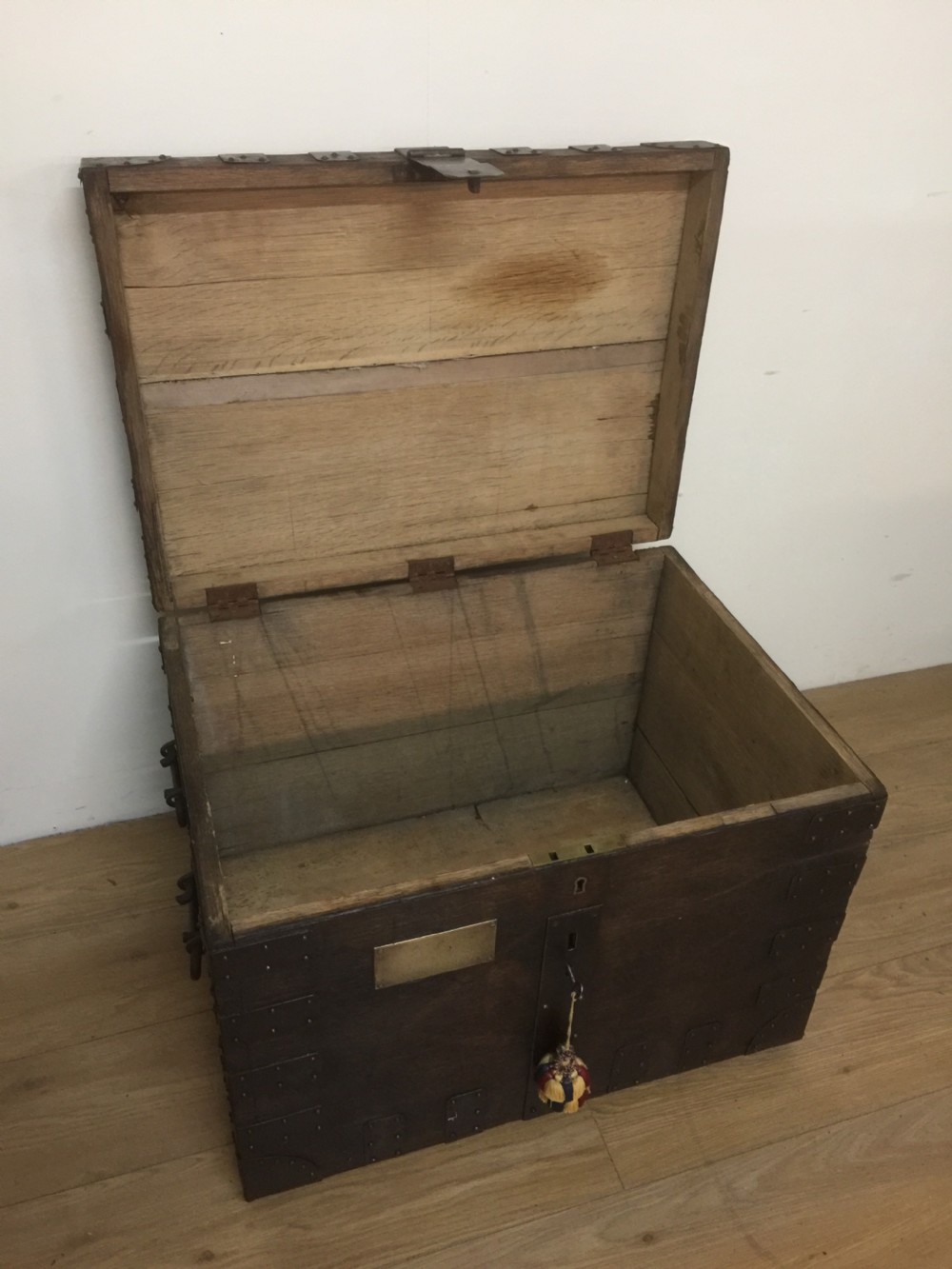 Nineteenth century country house oak silver chest View VI