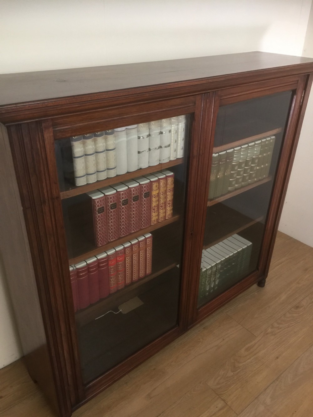 Good quality nineteenth century solid walnut freestanding bookcase  View IV