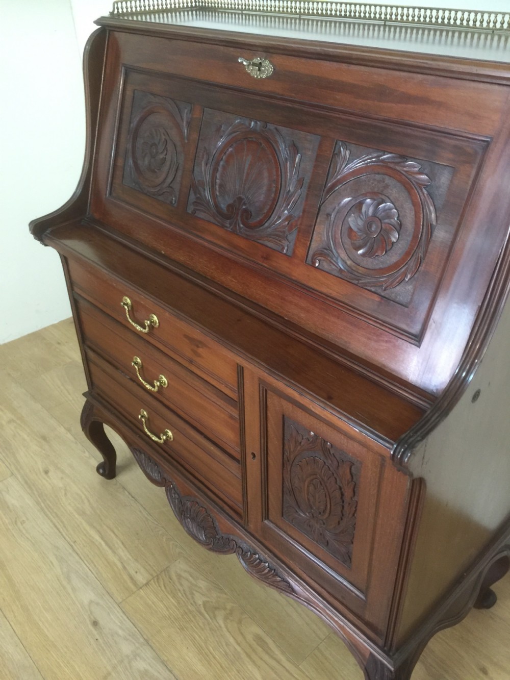 Nineteenth century carved mahogany bureau on cabriole legs  View VII