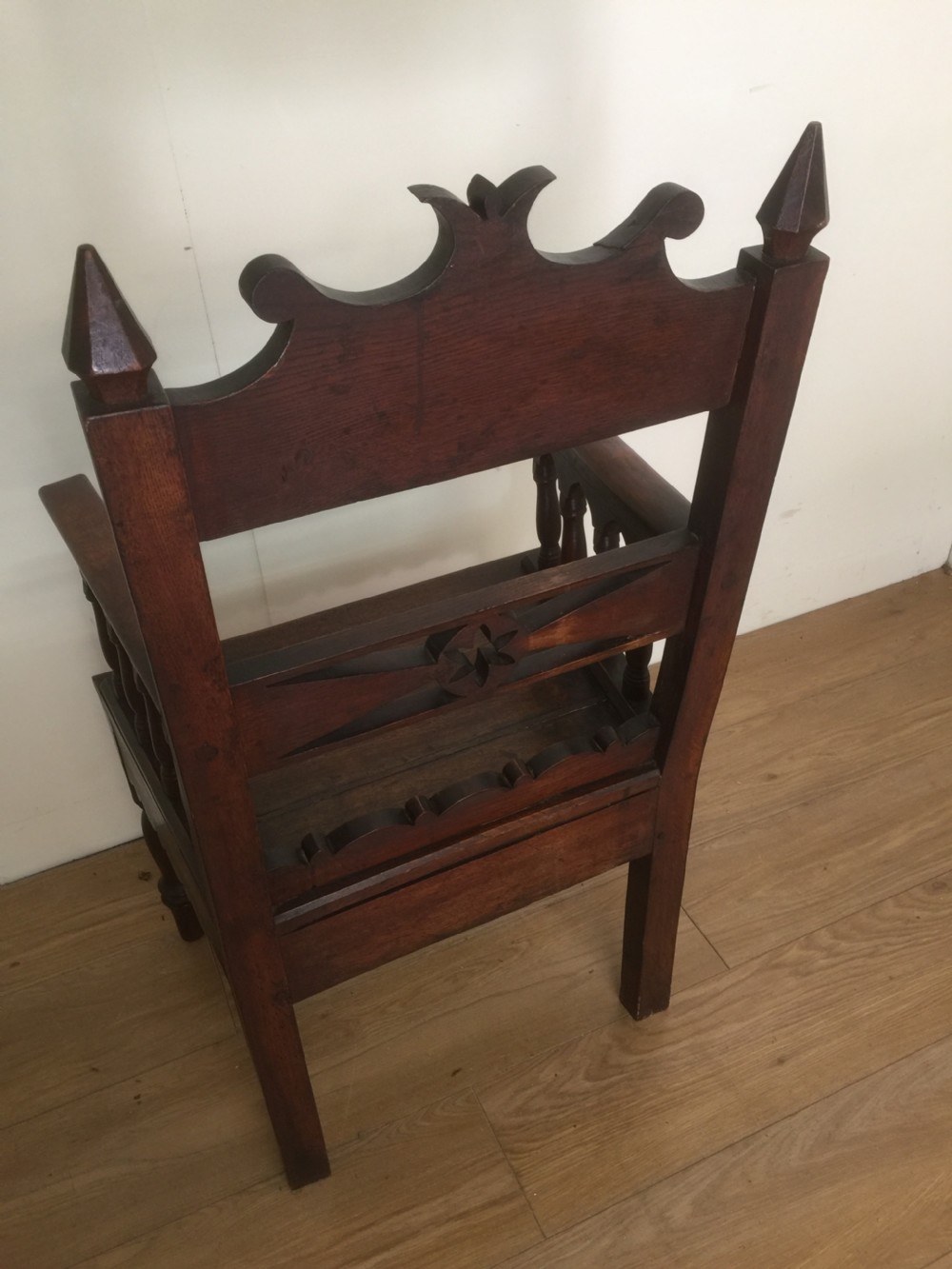 Nineteenth century Eisteddfod chair Llangefni 1883 View XII