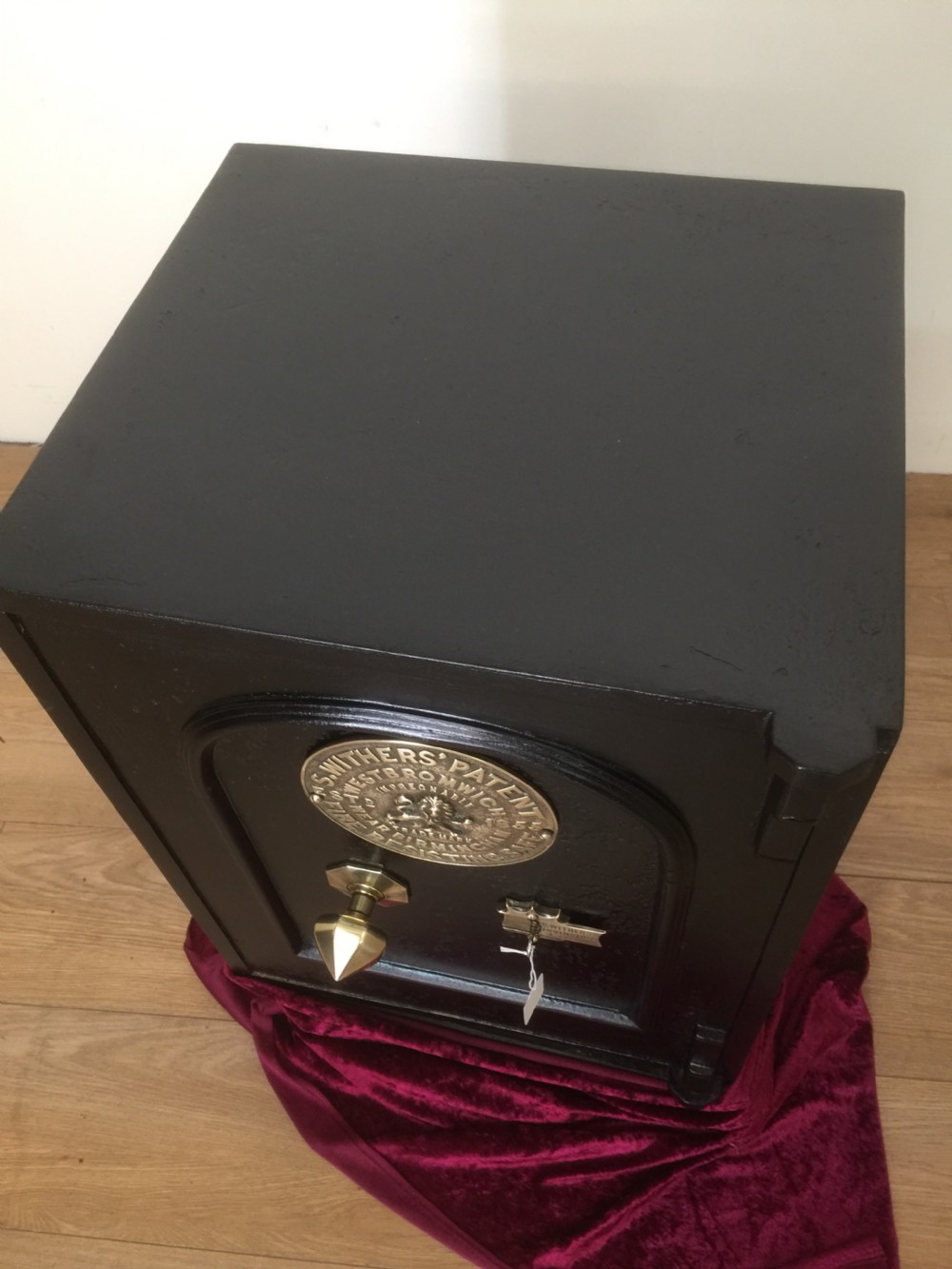 Antique Edwardian Withers safe with key  View IV